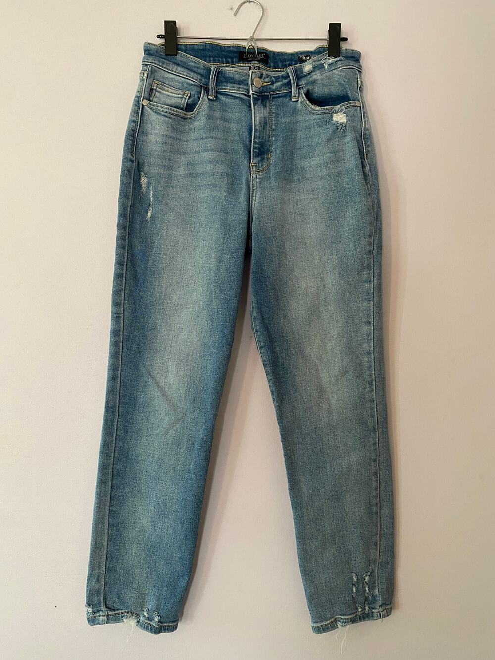Judy Blue Slim Fit Medium Wash Distressed Jeans Straight Stretchy Women's 9 / 29